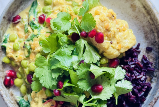 Red Lentil Dhal with Cauliflower, Spinach & Peas Red Lentil Dhal with Cauliflower, Spinach & Peas